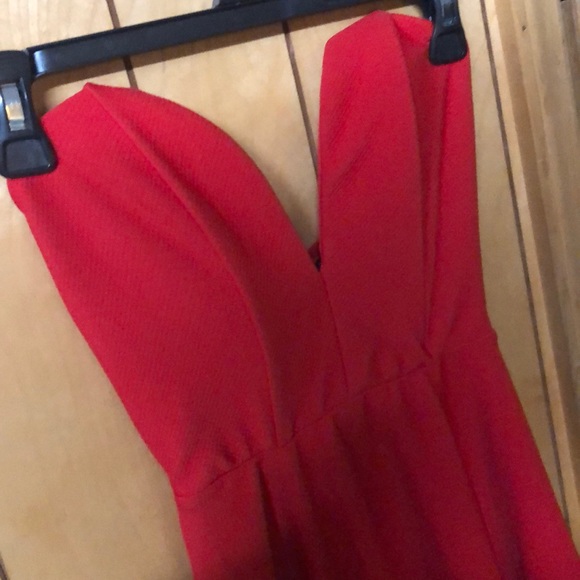 Red Lulus strapless flare dress - Picture 3 of 4